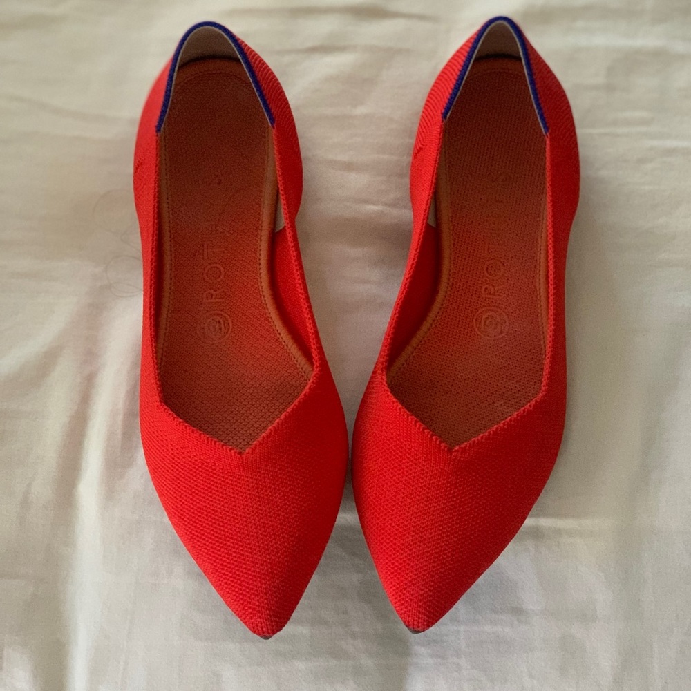 Rothy’s Bright Red point toe shoes—Good used condition—Size 9